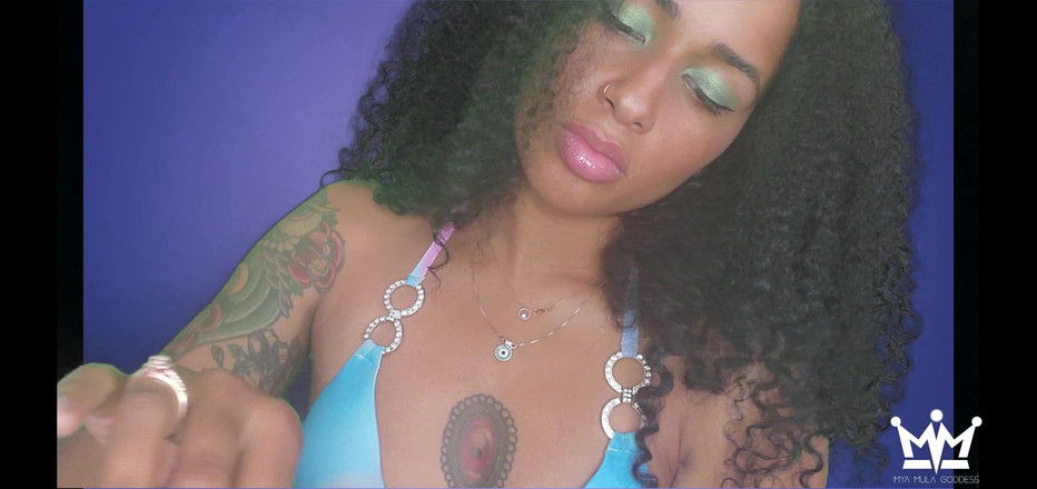 My Amula Goddess: Älskar du inte mina läppar?