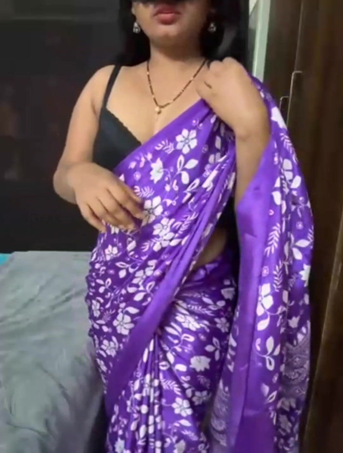 TeluguCouple901: Soție telugu desi cu tachinare și pizdă de aproape