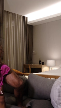 Utangaç trans kız Sofie sürtük oluyor bölüm 2of 2