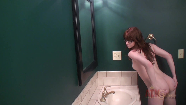 ATKIngdom Fans: Photoshoot with 18 year old Madisin Blaze