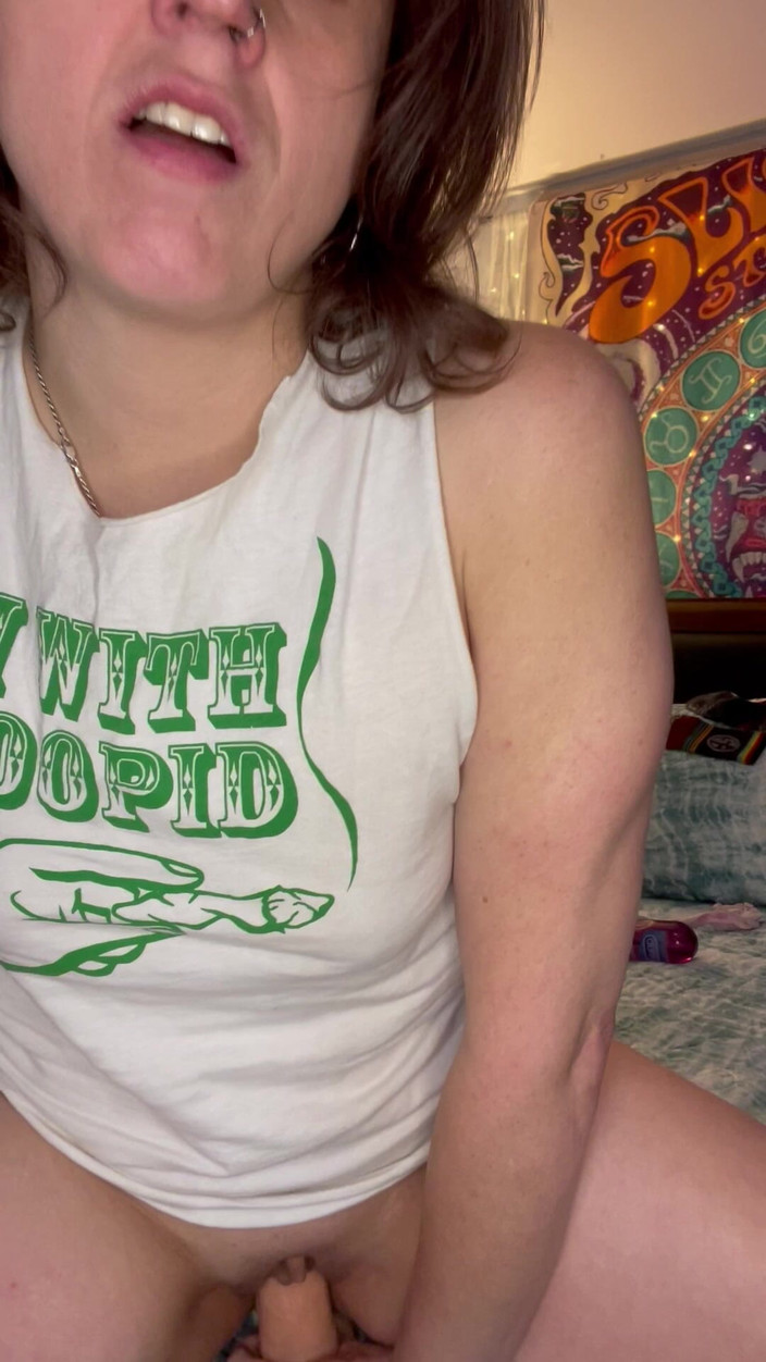 Suzy Wylde: Älskar alla former av dildos