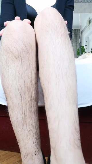 The Antichristrix: Lotioning my hairy legs