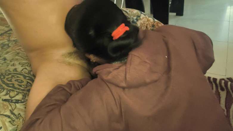 Moo DBOXXX: Mi Suegra Adora Chuparme La Verga, Ella Quiere Su Dosis...