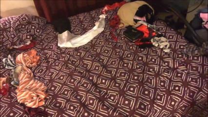 Sexy O2: 386 - 01 - Festa del sesso, abito in raso e lingerie per...