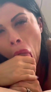 Hotwife Chronicles: Iris Mae e Nadia White