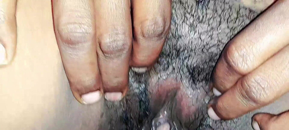 Desisouthcpl: 남인도 타밀 여성 작업 아래.