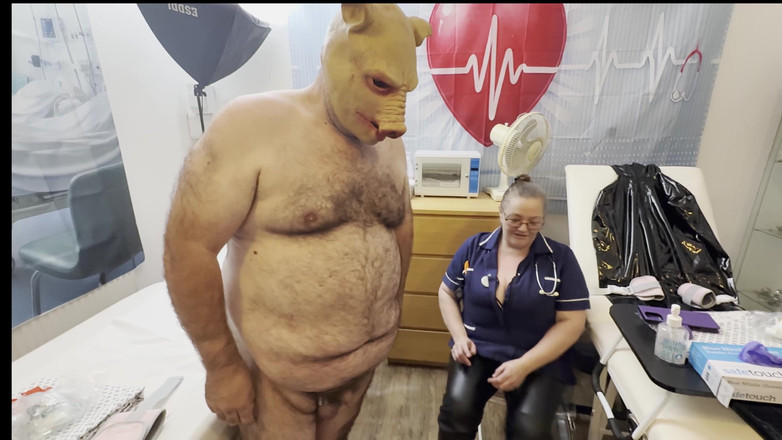 Aaexperiencesltd: Satana si cewek piggy datang ke klinik sakit untuk tukang...