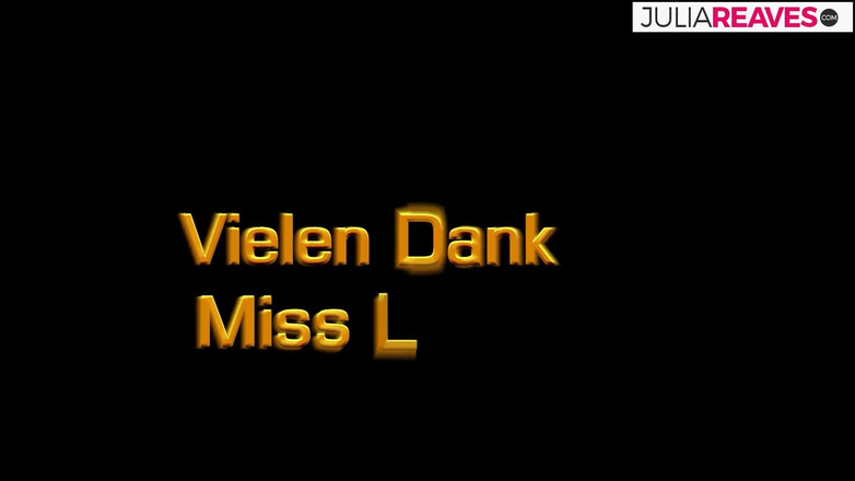 Bukkake Partys: 婊子在派对上被帮派干后嘴里充满了精液