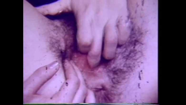 The Unforgettable: Örümcek aparatla oynuyor