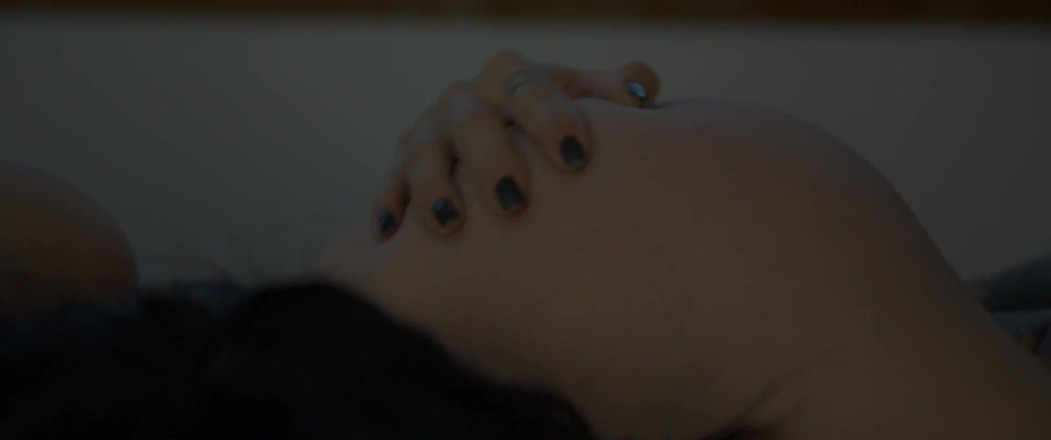 Pussy Babes: Aksi lesbian Maquillaje dengan menjilati memek