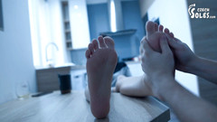 Czech Soles - foot fetish content: Rande s kolegou v práci - část 1