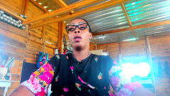 AnalEbony: 角色扮演，我发现我的继子偷偷地看着和手淫我的菊花...