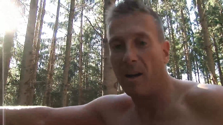 Mature Climax - 100% Mature Videos: Rothaarige schlampe fickt im wald
