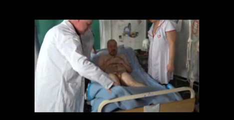 Uk Joolz: Krankenschwester Joolz, und T-mädchen Rachael kümmern sich um den schönen...