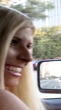 Blondes dünnes teen kenzi von step brother mit großem schwanz gefickt