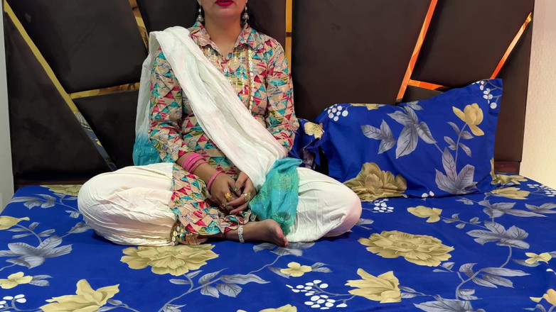 Saarabhabhi6: Celé video Devar Bhabhi Flirt Bhabhi chce otěhotnět s Devar...