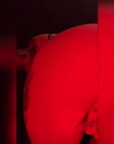 Goth Kink: 阴户和脚