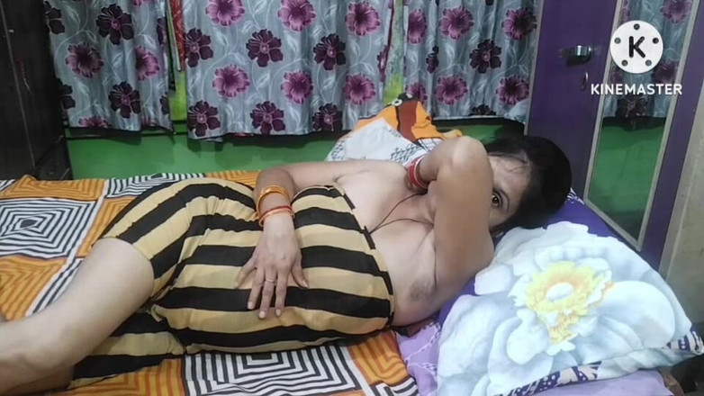 Saxesageth: Chica de 18 años y sexy