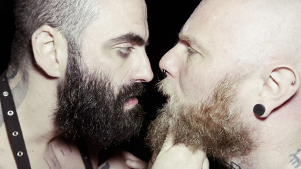 FUCKARTBERLIN: Darkroom'da Alman domuz etiketiyle