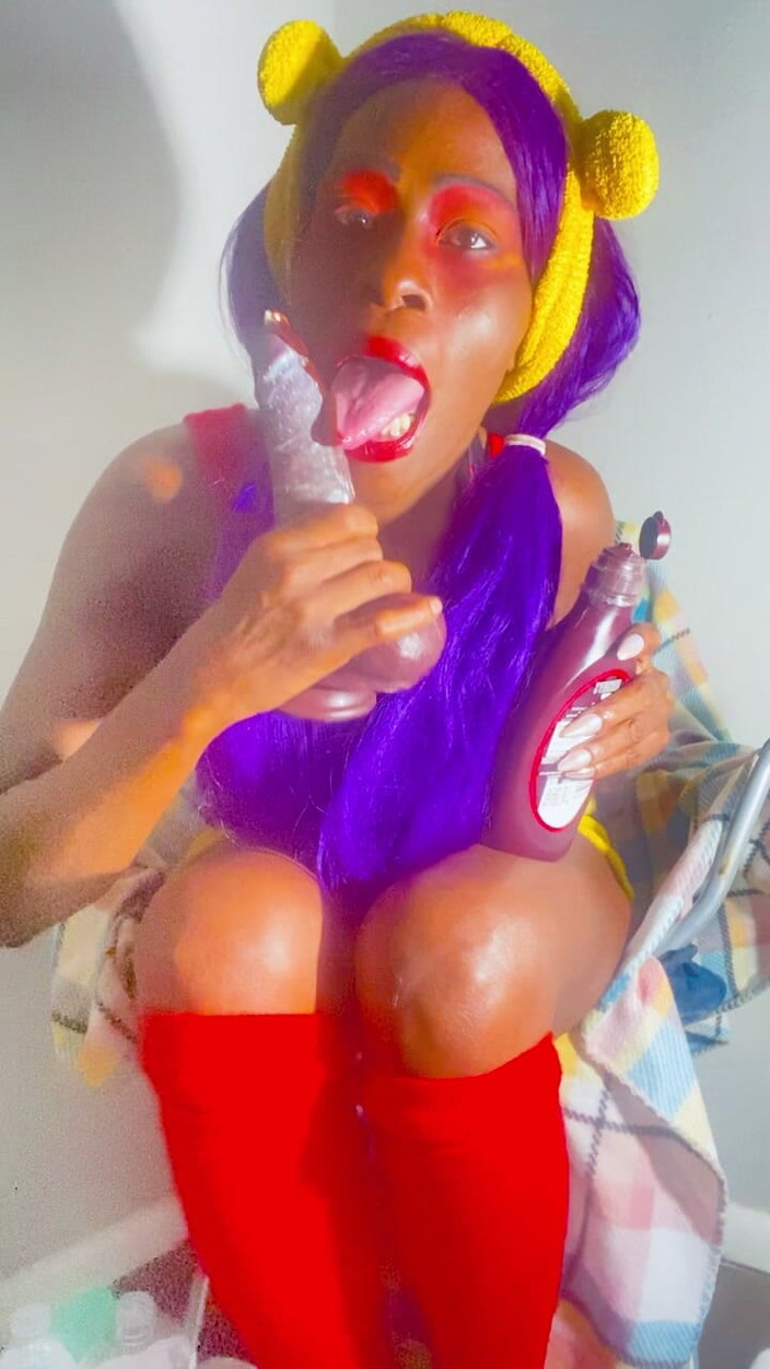 Perswayzion Xstacy: Winnie the Poh kope v té kundičce