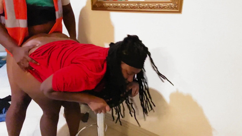 Exclusive Dirty Diana: Grande culo Overlord