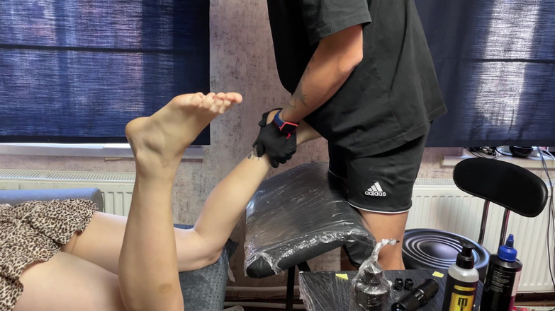 HotPrincessUA: Rancangan Pembayaran Footjob: Kedai Bertatu Bertukar Menjadi Toe Tastic