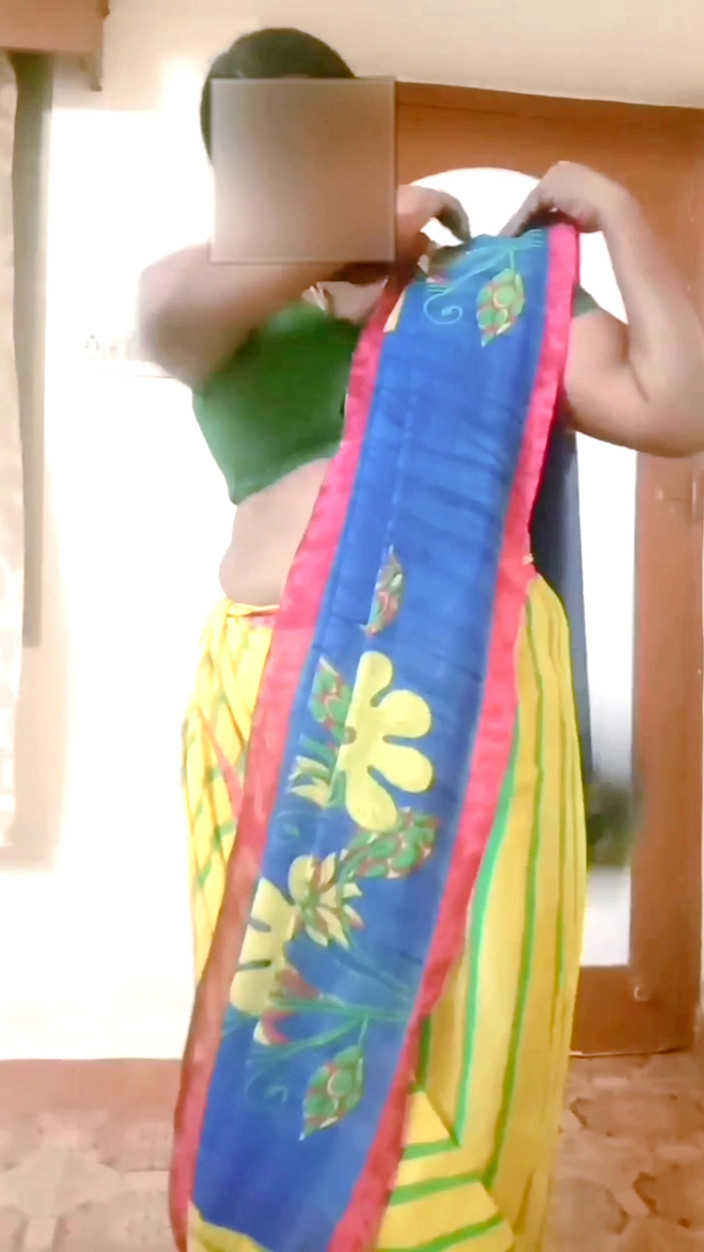 RenuRaj: India tamil grandota esposa desnuda provoca grande tetas culo peludo...