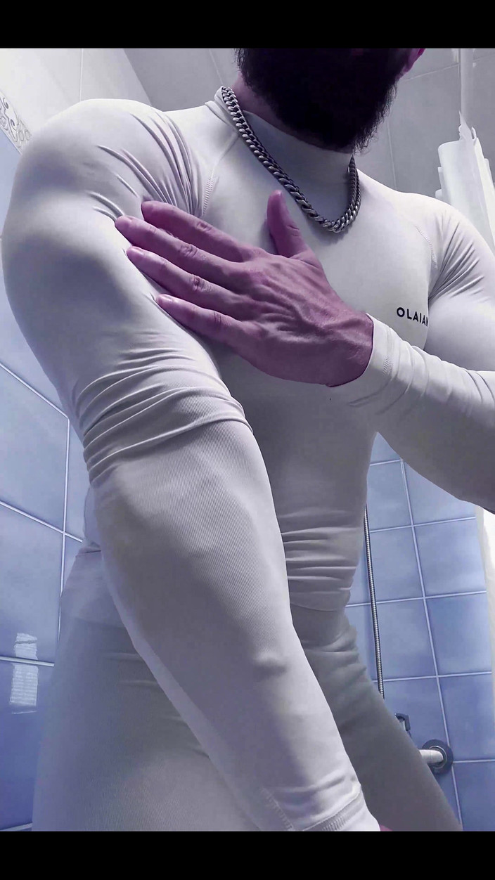 Mister Stone: Bu çılgın çizgileri ince kumaştan görebilirsiniz