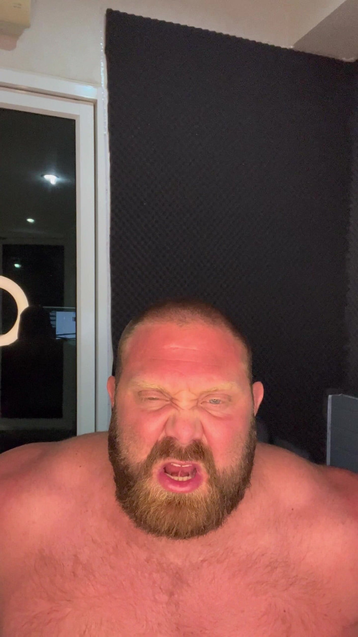 Jack stacked: L'orsacchiotto muscoloso ti fa periare