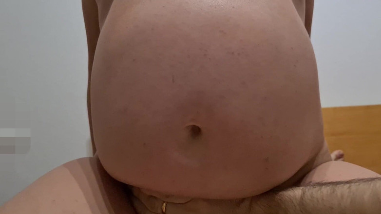Testicarl: Gravid MILF fru knullas i röven medan hon är otrogen och...