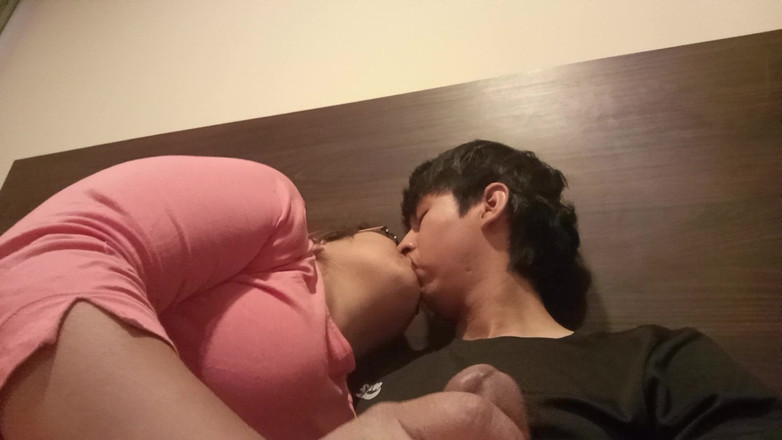 Moo DBOXXX: Ibu tiri tunggal yang saya temui di Facebook Datang Terdesak...