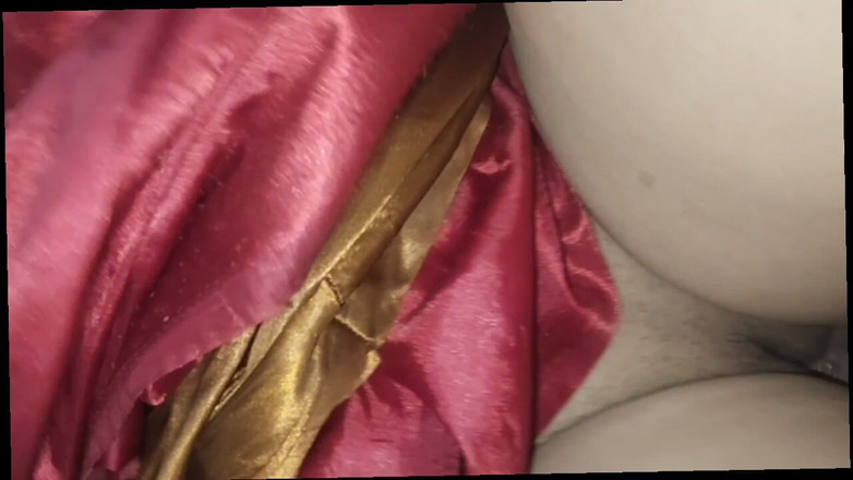 Desisexycpl123: Chudakkad Bhabhi Priya Ne Padsi Land Ko Chuschuskar Puri Pani...