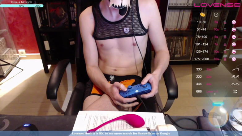 Snauwflake: Snauwflake si sta divertendo su chaturbate - Parte 5