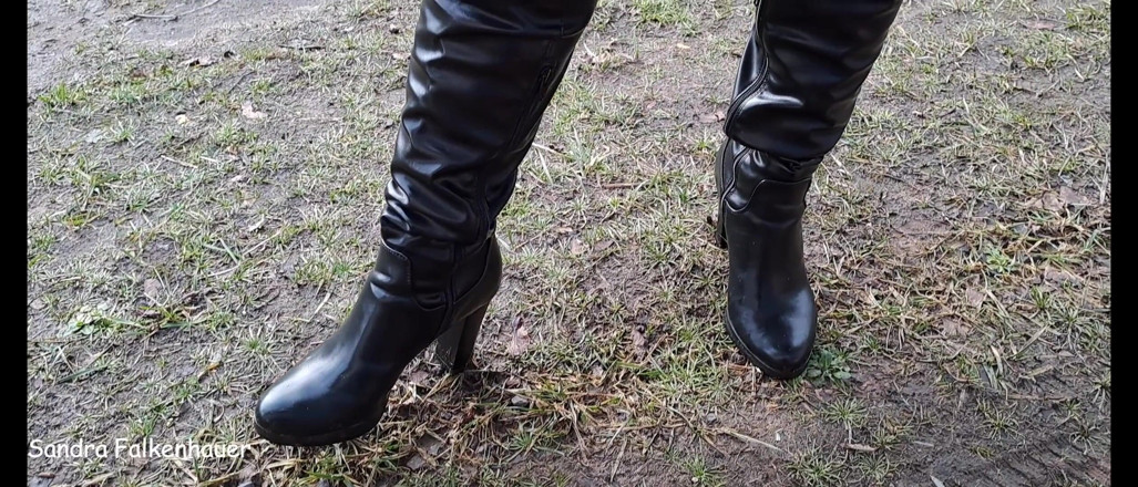 Sandra Falkenhauer: Still Horny
