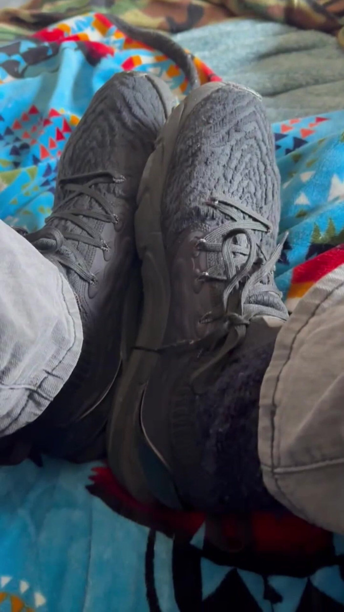 Gay Soldier Stuff: Army Solider Jerking of in Civies - a Nice Pair of...