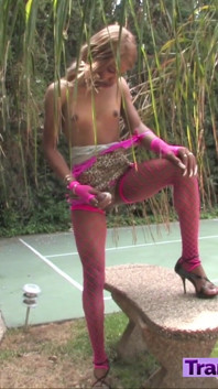 Enorme grote zwarte lul roze visnetten mooie tengere