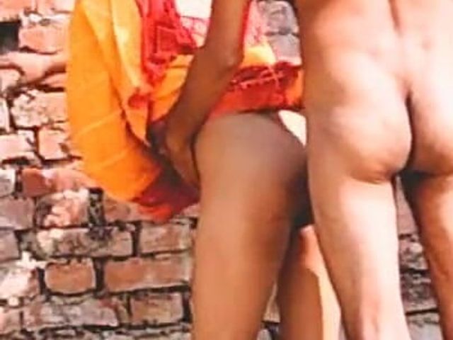 Devar Fucked Bhabhi in Dogistyle While Taking Bath (Hot bhabh)
