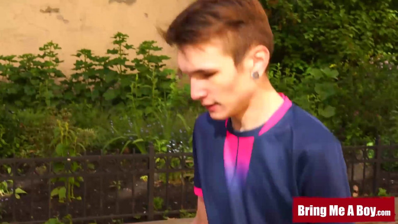 Daddy On Twink: Bringmeaboy Alpan Stone und Adam Keller