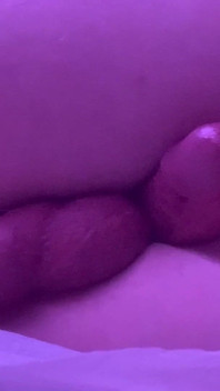 Stříkání bez rukou z análního vibrátoru
