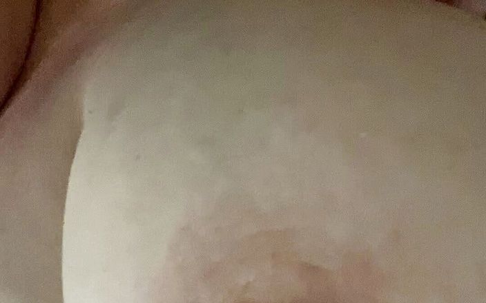 Maryshas Tits: Primer vid.. Mis tetas y pezones largos y duros