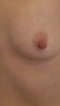 Hotwife Flashing and Playing with Her Tittie