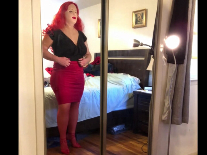 Deanna Doll: Video lengkap deanna cd doll lagi bugil dengan setelan merah