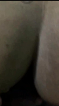 Bella ragazza del villaggio che fa sesso romantico con il suo amante