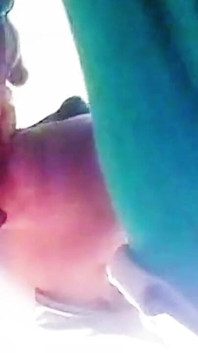 La matrigna della mia ragazza squirta quando la scopo alla pecorina