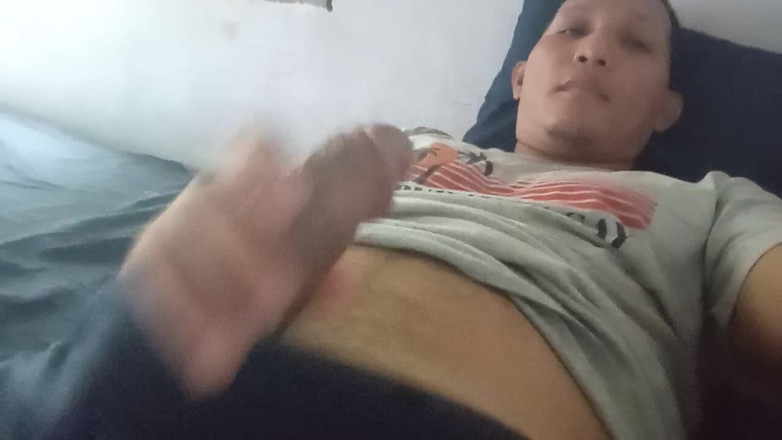 Giarlem slv: Bătând o palmă în cameră