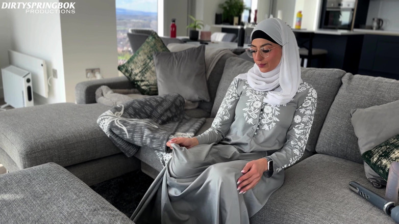 Aaliyah Yasin: Innocent Maid Aaliyah Yasin Discovers Sex Toys