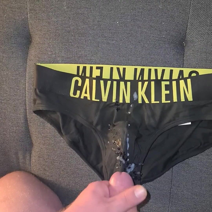 CumShorts: İç çamaşırı boşalması