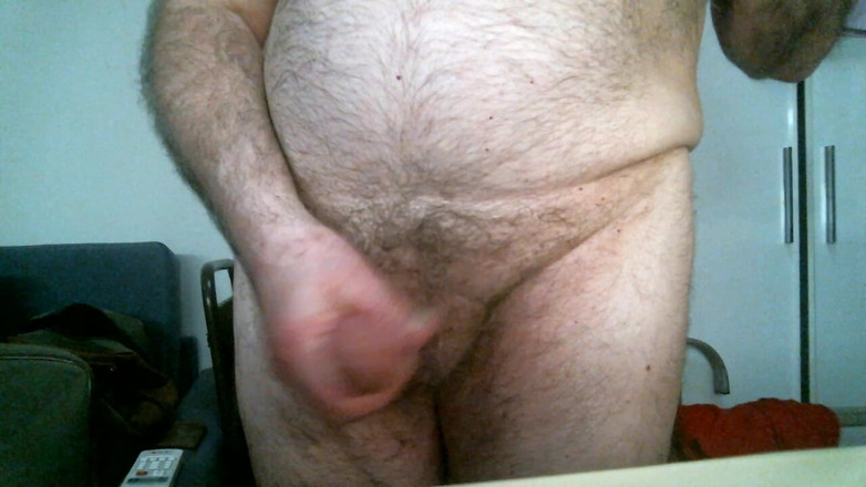 Coach Karl dude lodge: Éjaculation pendant un caressage lors d’un cam show en direct