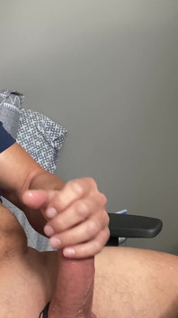 Můj pěkný velký tvrdý penis se spermatem