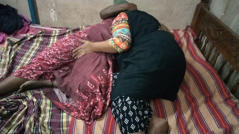 Benita sweety: Tamil Lesbian Aunty Hot Sex with Young Boy